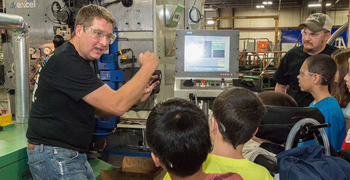 home_manufacturing-tour
